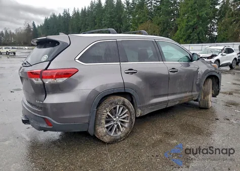 2018 Toyota Highlander Se from USA, damaged, VIN 5TDJZRFH8JS545129